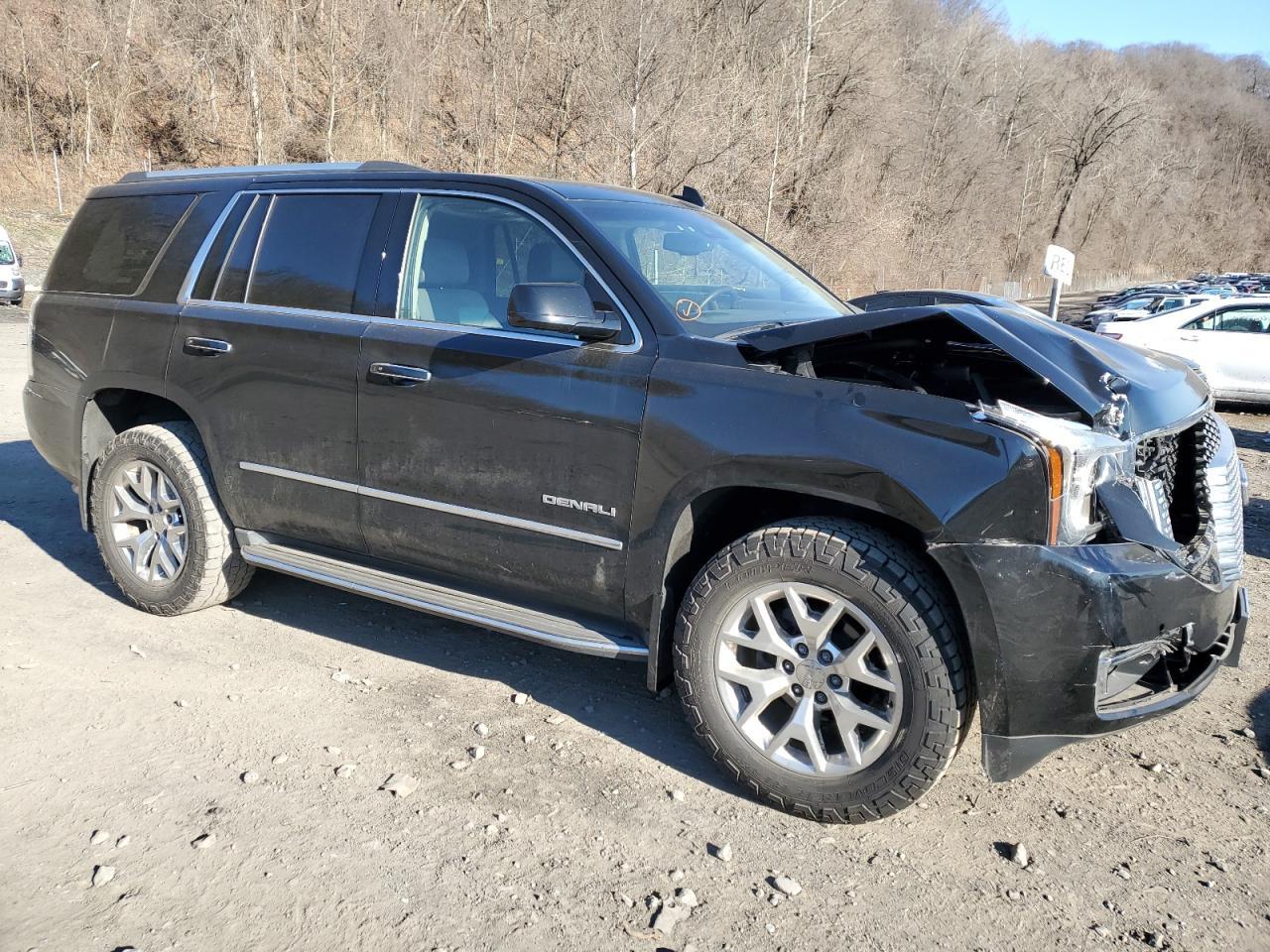 2017 GMC YUKON DENA - Фото 4