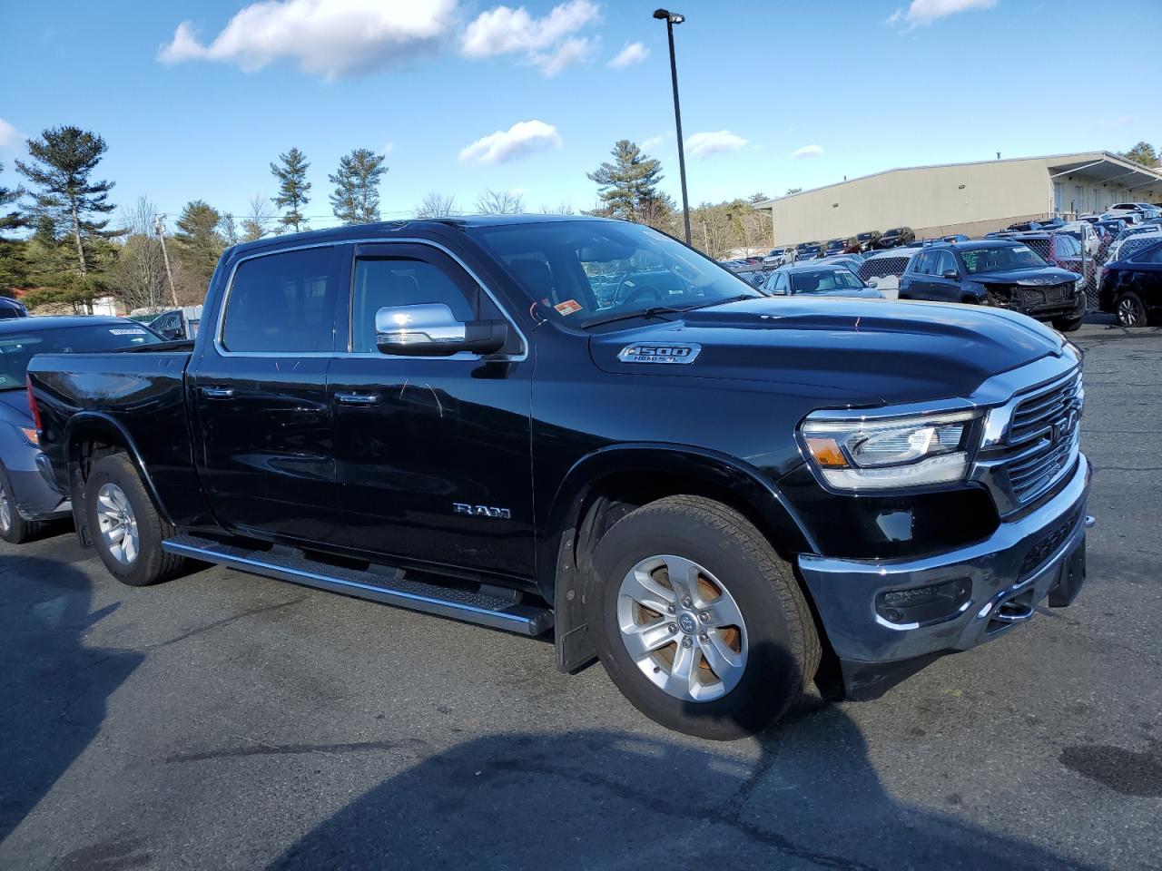 2019 RAM 1500 LARAM - Фото 4