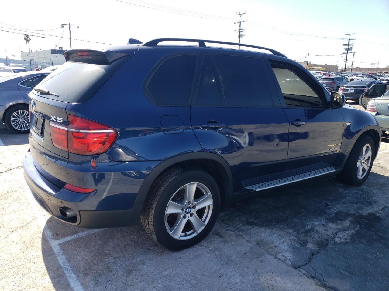 2011 BMW X5 XDRIVE3 - Фото 3