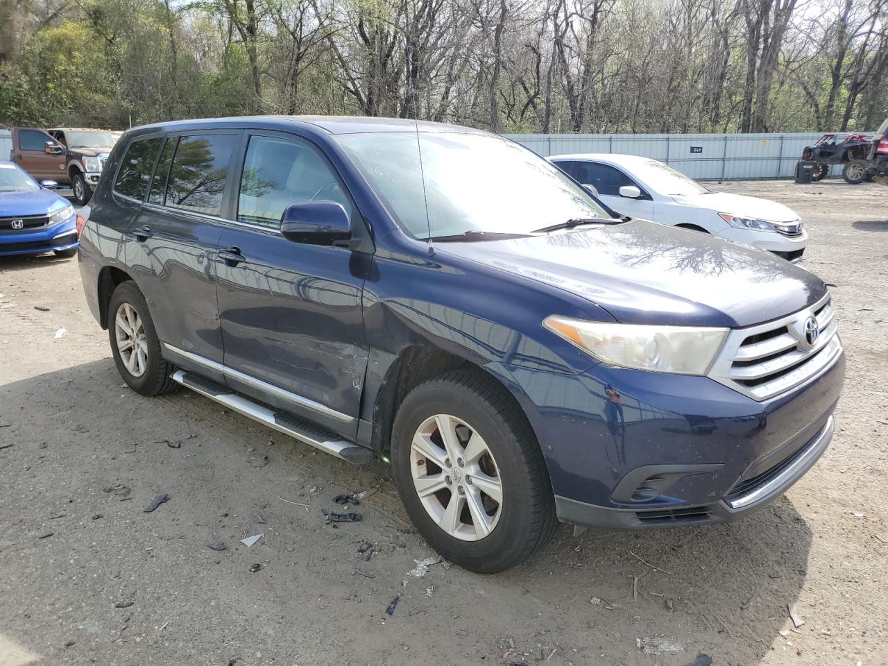 2011 TOYOTA HIGHLANDER - Фото 4