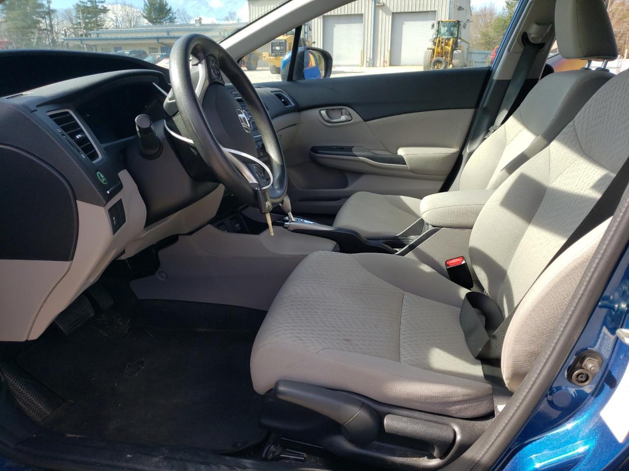 2015 HONDA CIVIC LX - Image 7