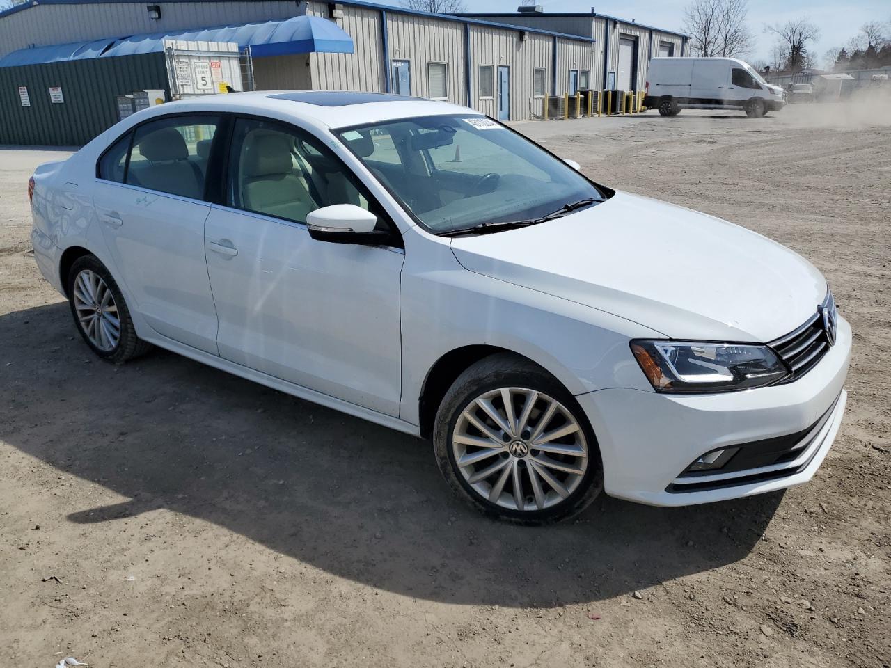 2016 VOLKSWAGEN JETTA SEL - Image 4