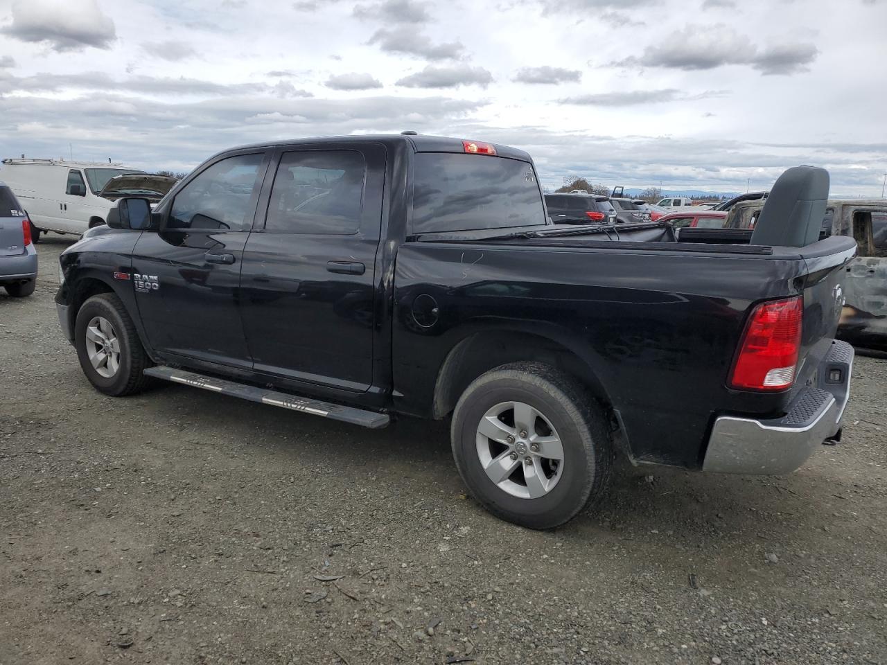 2019 RAM 1500 CLASS - Фото 2