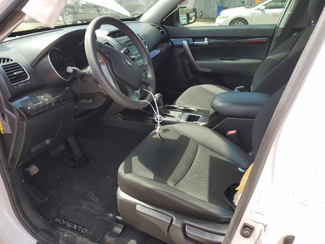 2014 KIA SORENTO LX - Фото 7