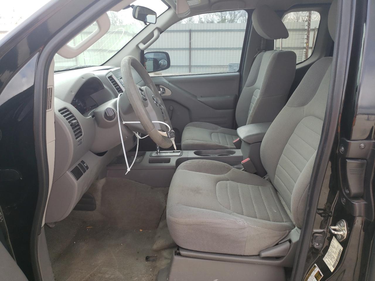 2017 NISSAN FRONTIER S - Фото 7