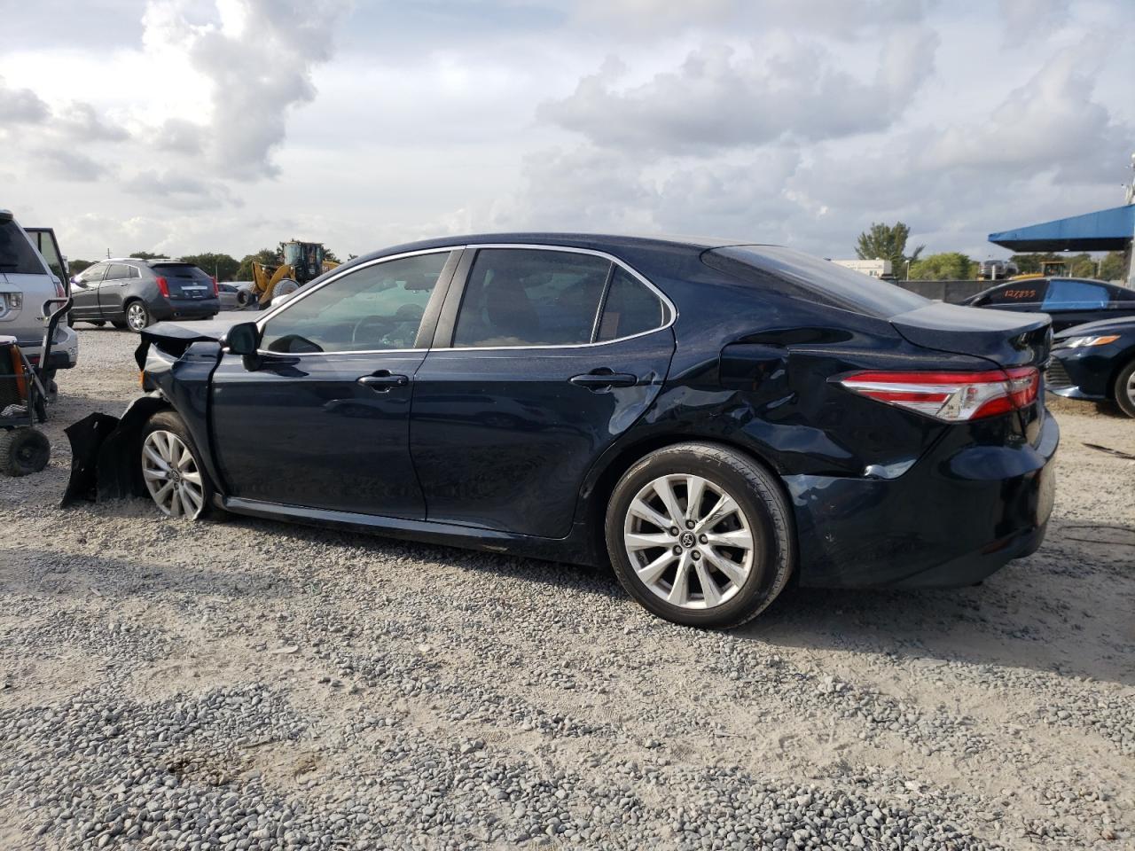 2018 TOYOTA CAMRY L - Image 2