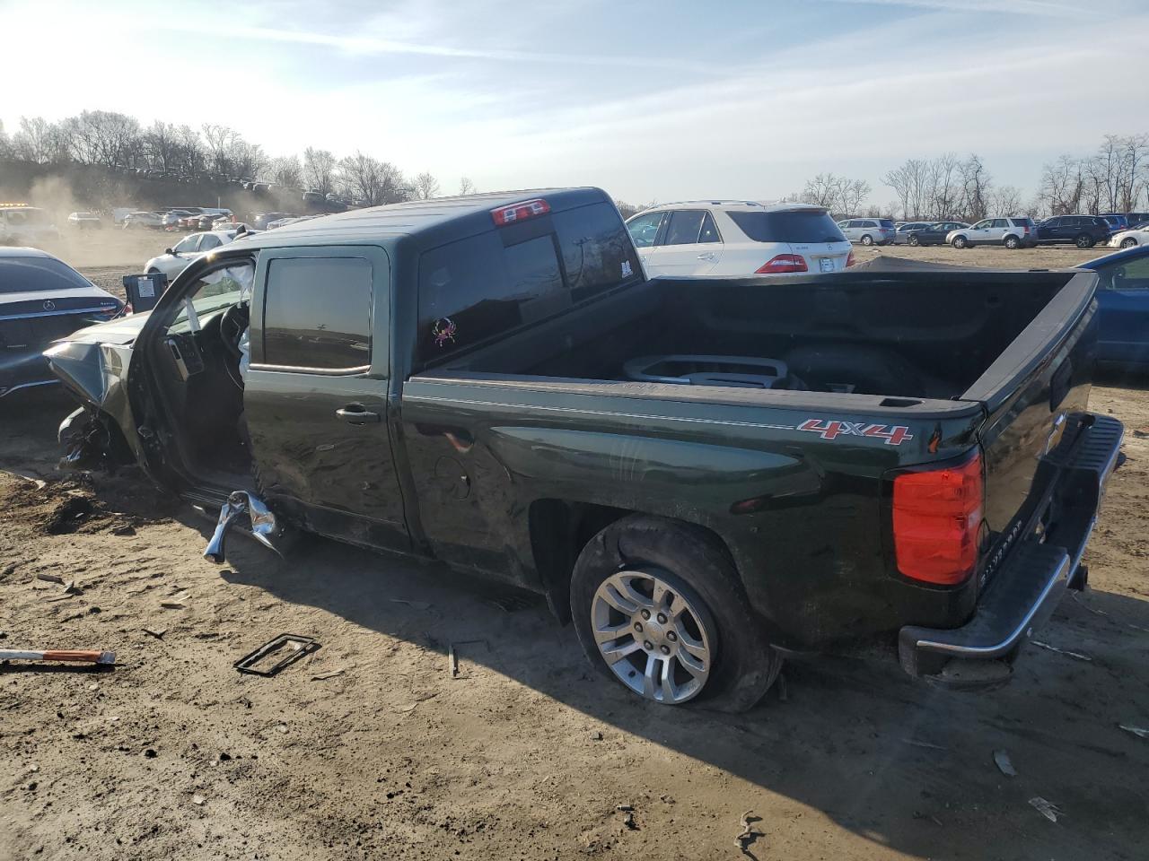 2015 CHEVROLET SILVERADO - Фото 2