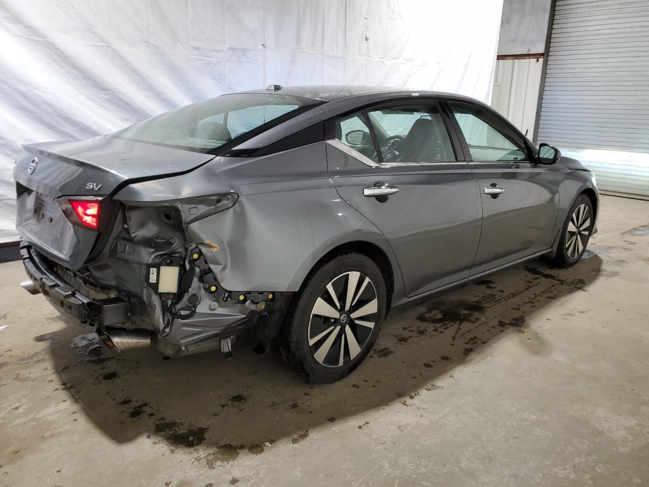 2020 NISSAN ALTIMA SV - Фото 3