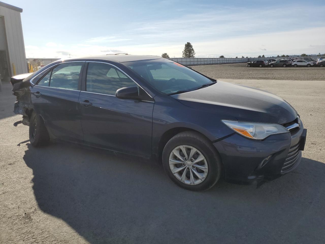 2016 TOYOTA CAMRY LE - Фото 4