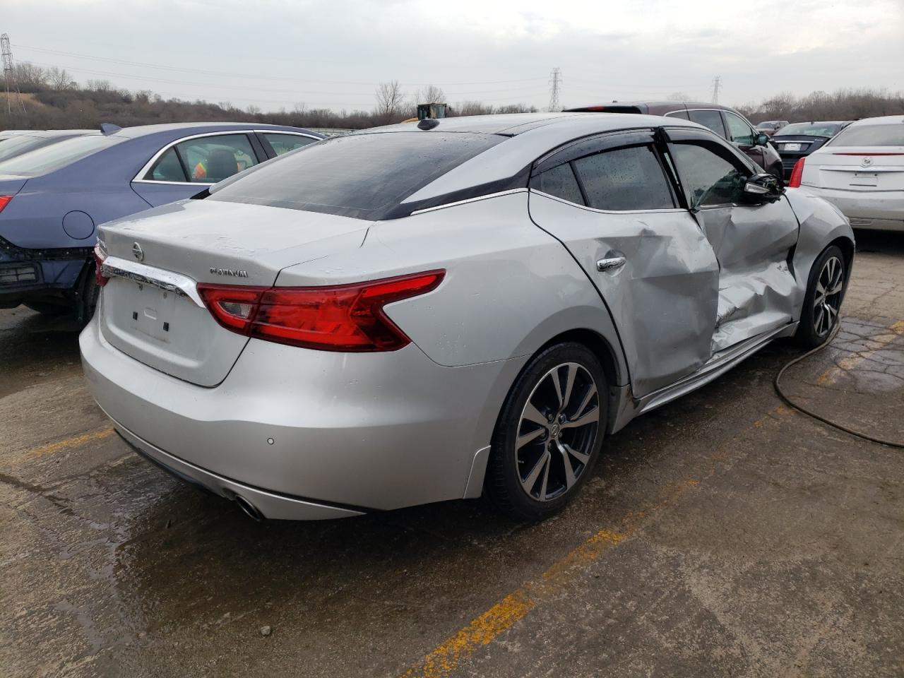 2017 NISSAN MAXIMA 3.5 - Фото 3