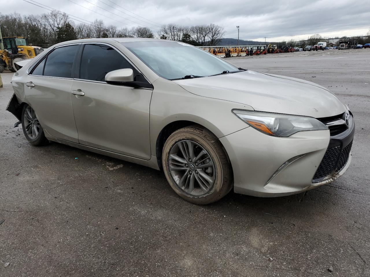 2016 TOYOTA CAMRY LE - Image 4