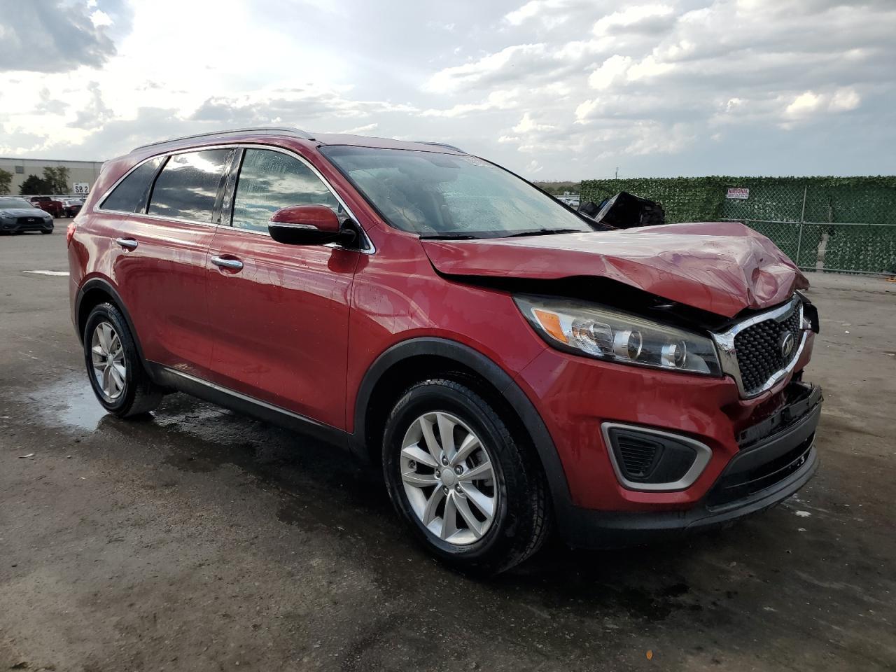 2016 KIA SORENTO LX - Image 4