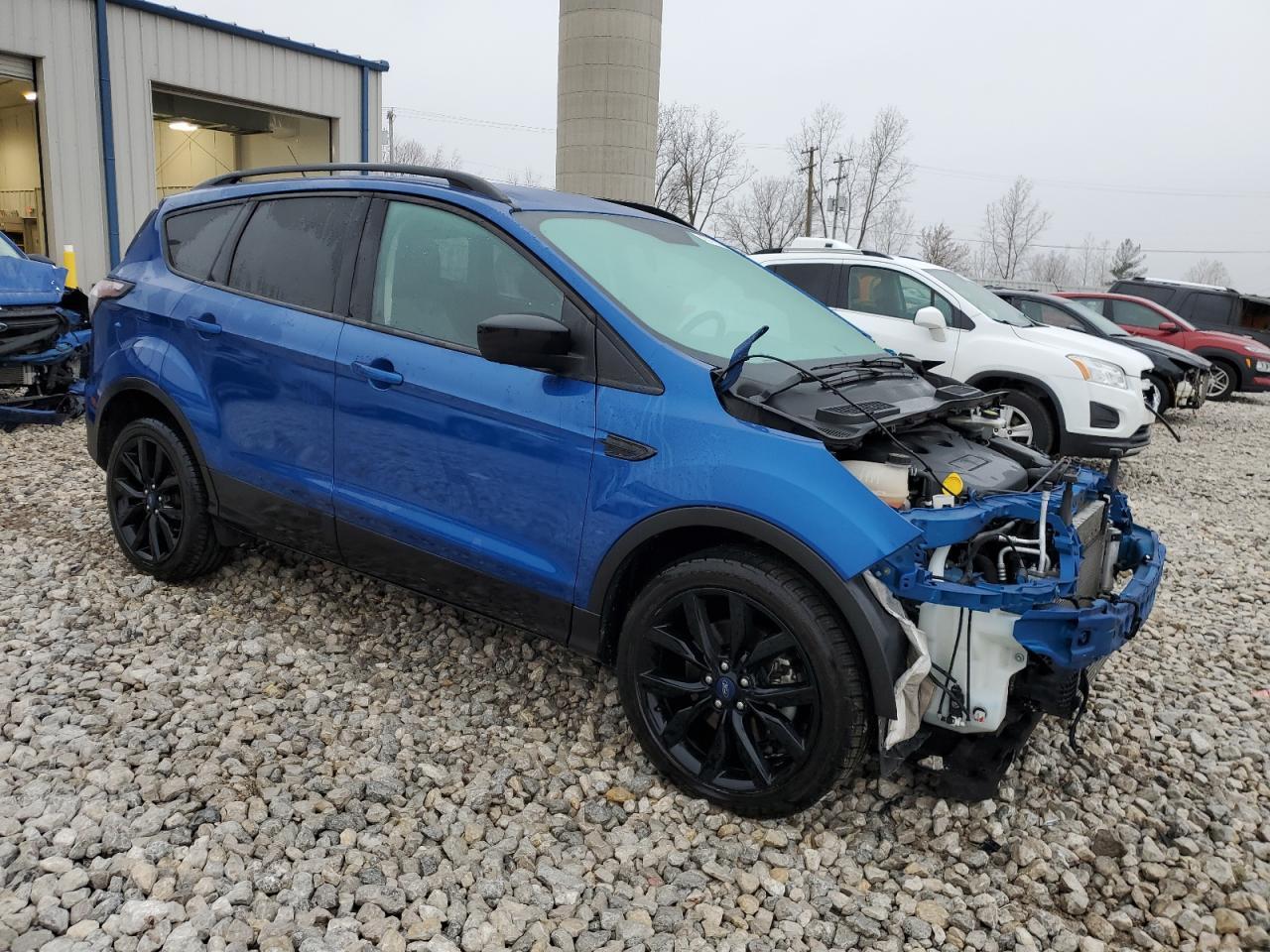 2017 FORD ESCAPE SE - Фото 4