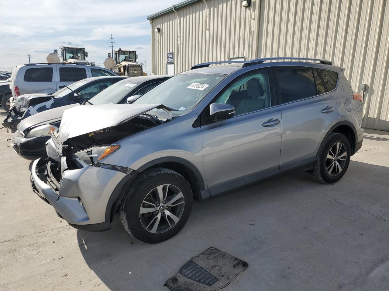 2016 TOYOTA RAV4 XLE