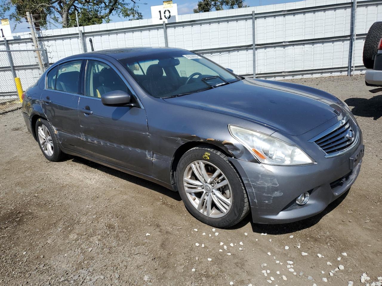 2012 INFINITI G37 BASE - Image 4