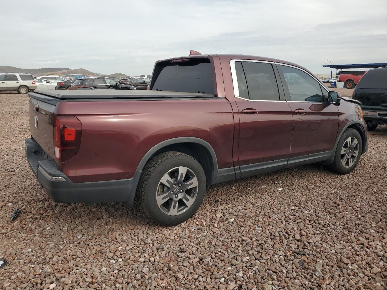 2017 HONDA RIDGELINE - Image 3