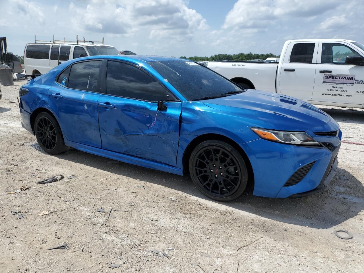 2018 TOYOTA CAMRY L - Image 4