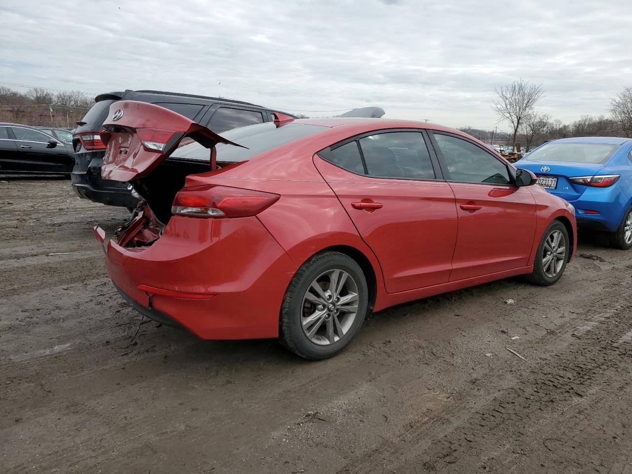 2018 HYUNDAI ELANTRA SE - Image 3