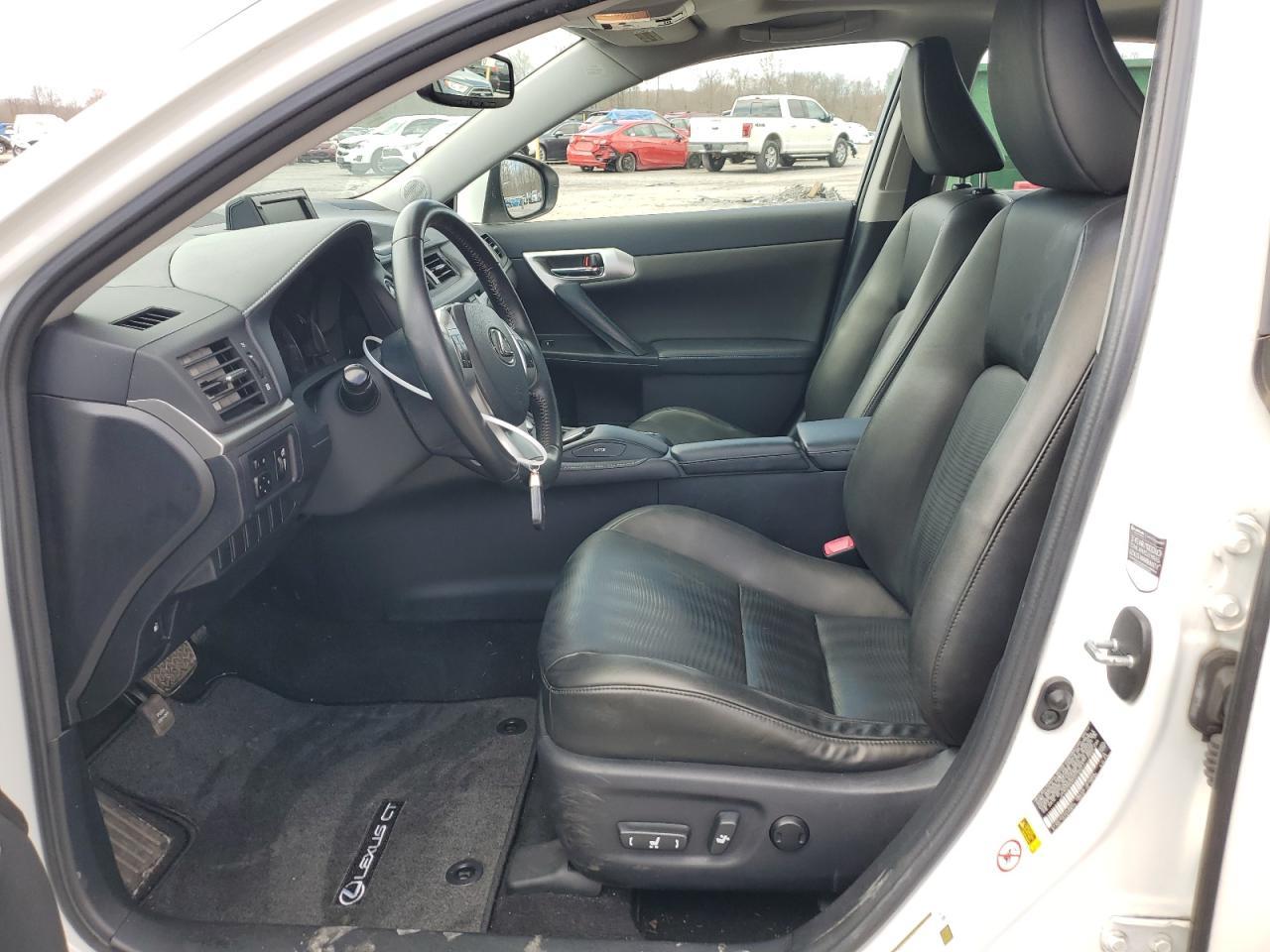 2013 LEXUS CT 200 - Image 7