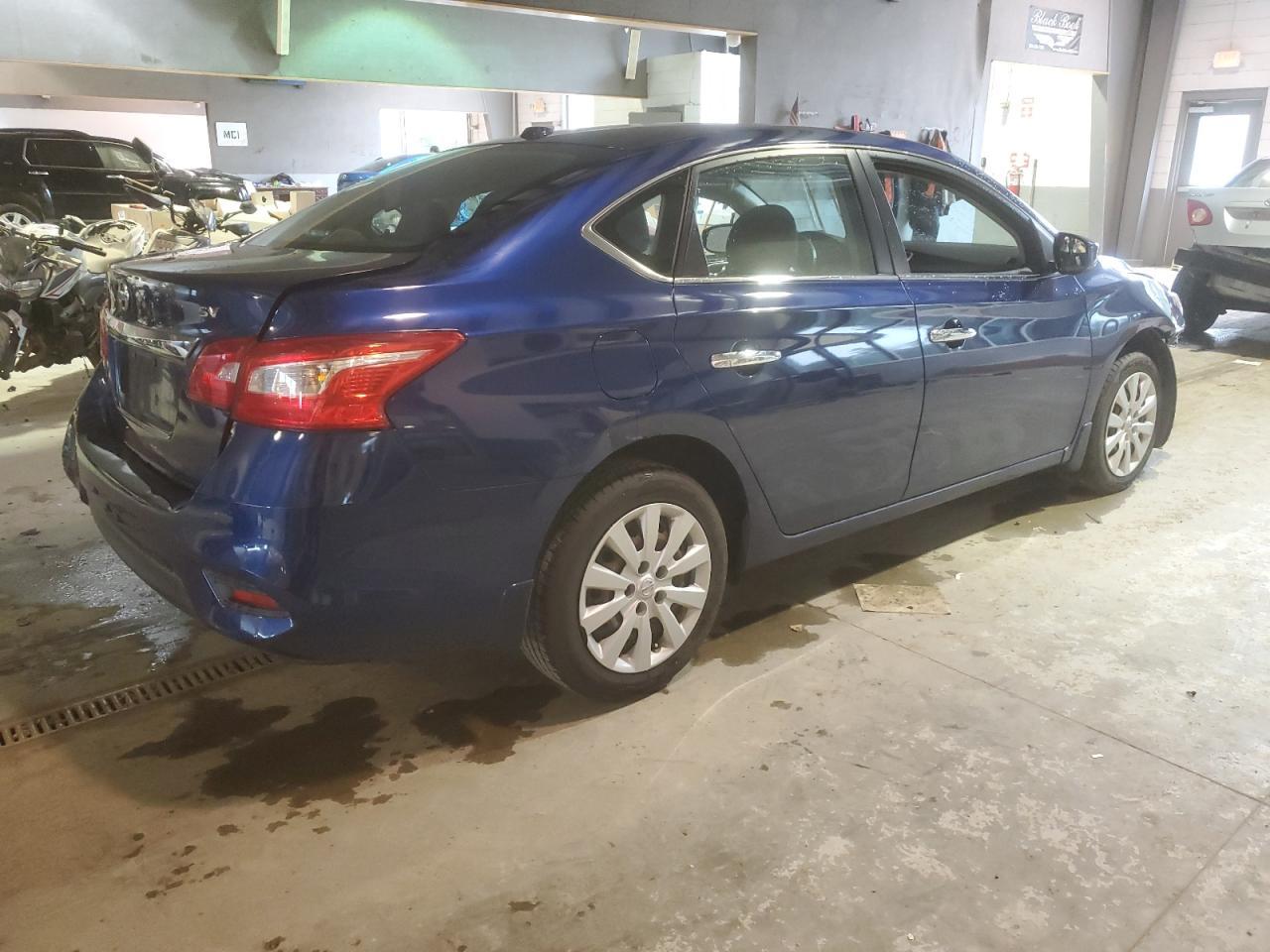 2017 NISSAN SENTRA S - Фото 3