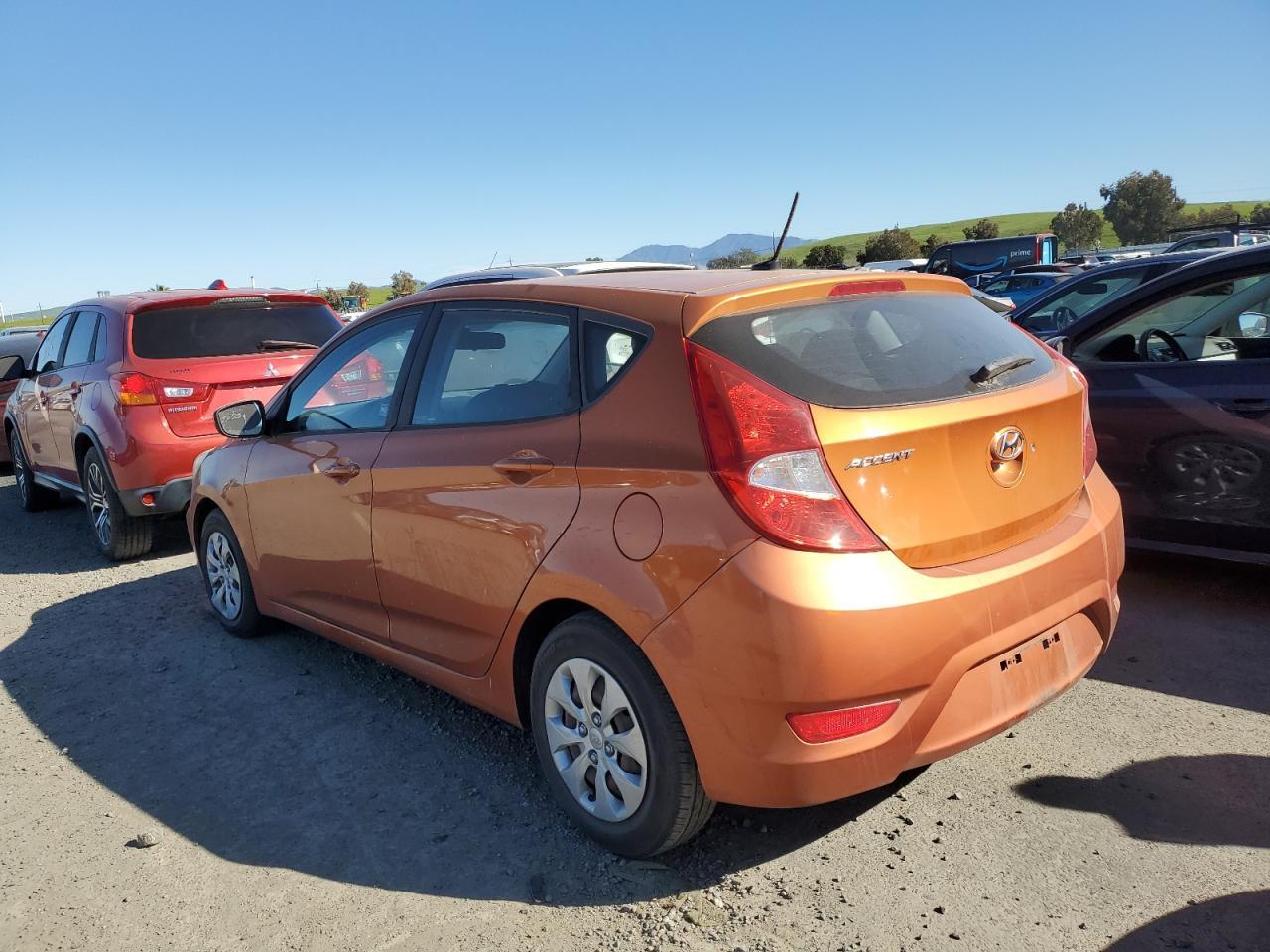 2017 HYUNDAI ACCENT SE - Image 2