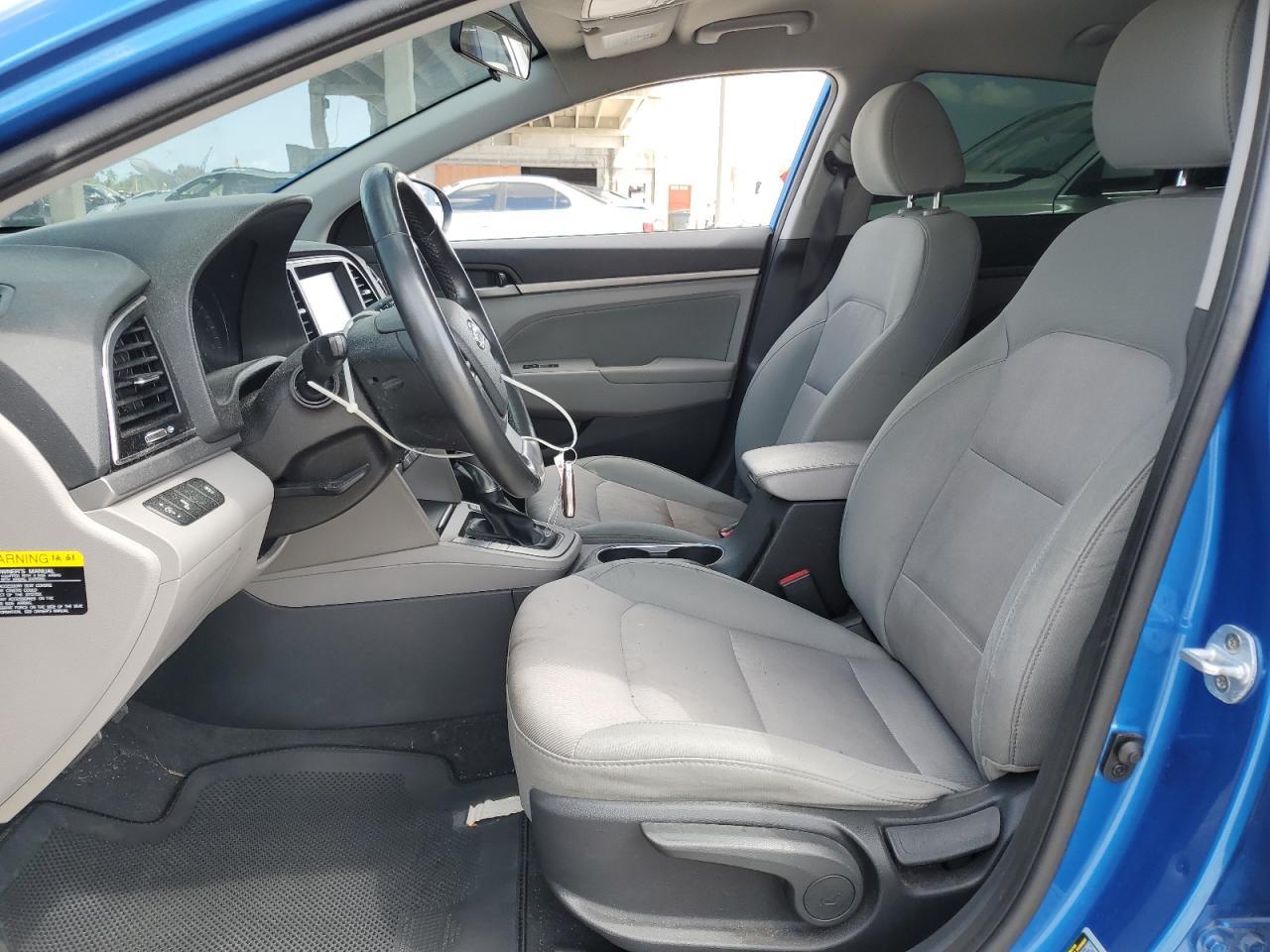 2017 HYUNDAI ELANTRA SE - Image 7
