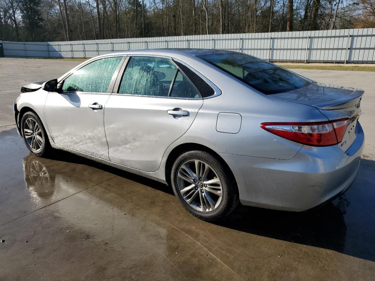 2017 TOYOTA CAMRY LE - Фото 2