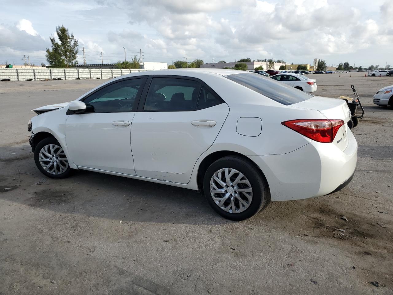 2019 TOYOTA COROLLA L - Image 2