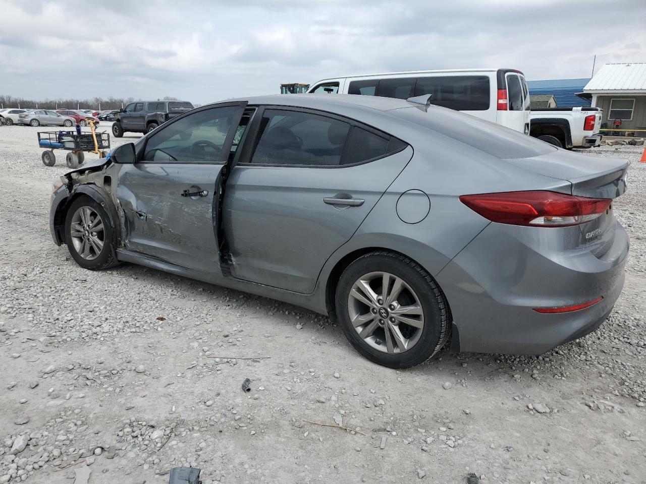 2017 HYUNDAI ELANTRA SE - Фото 2