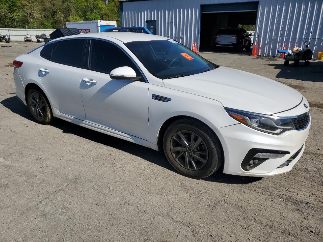 2020 KIA OPTIMA LX - Image 4
