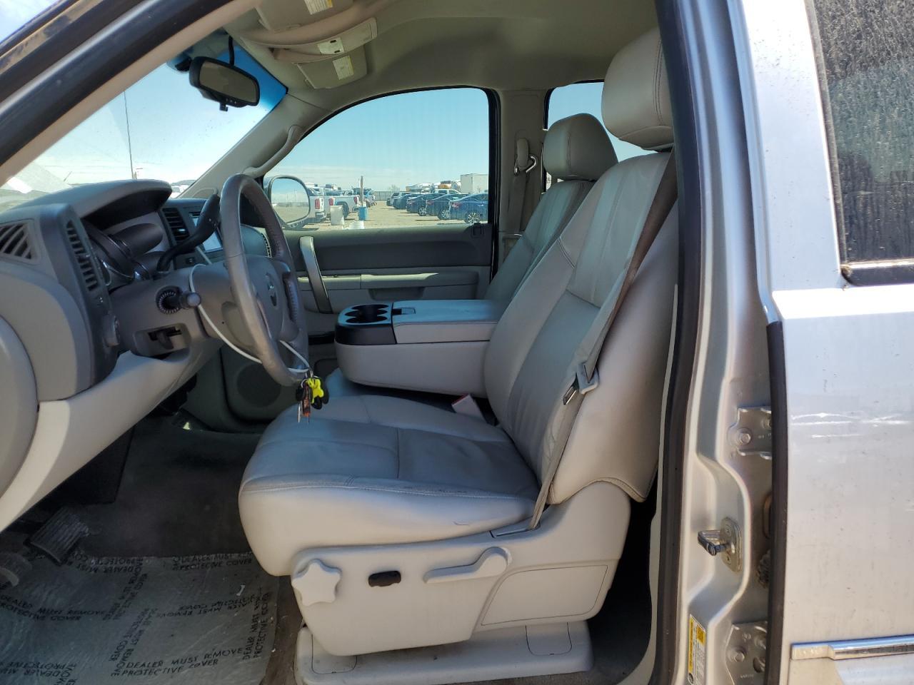 2012 CHEVROLET SILVERADO - Image 7
