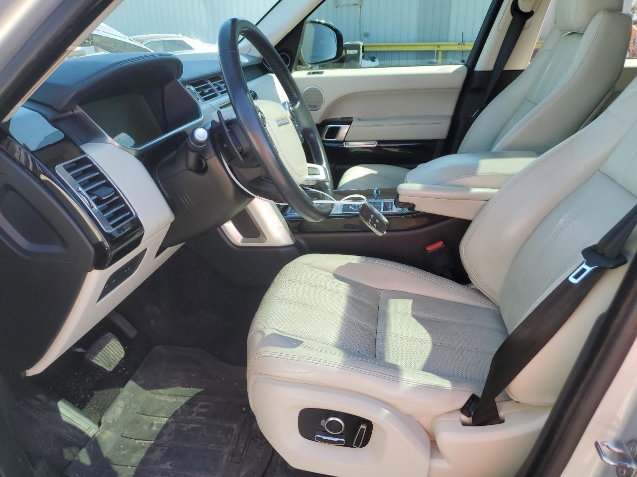 2017 LAND ROVER RANGE ROVE - Image 7