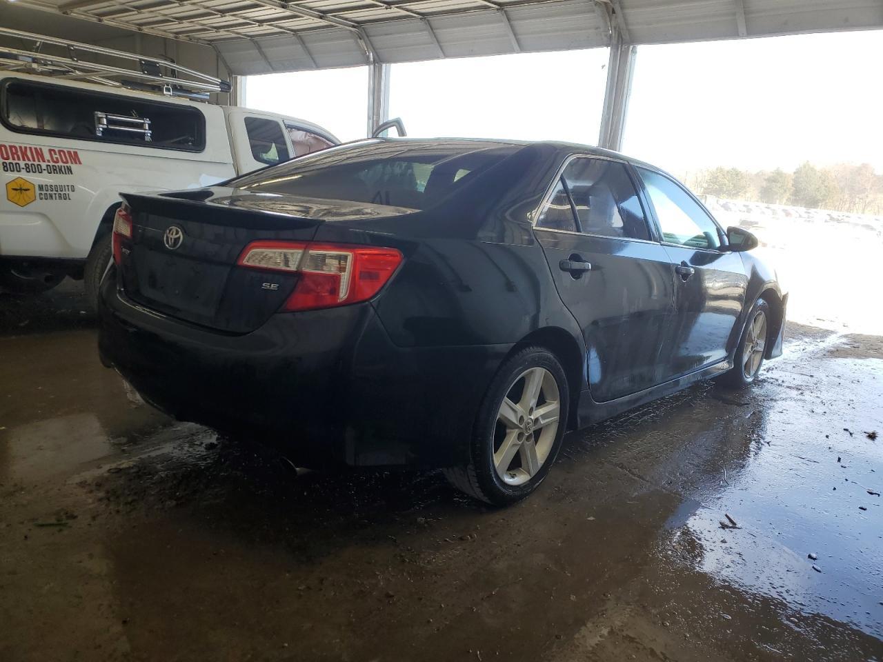 2014 TOYOTA CAMRY L - Image 3