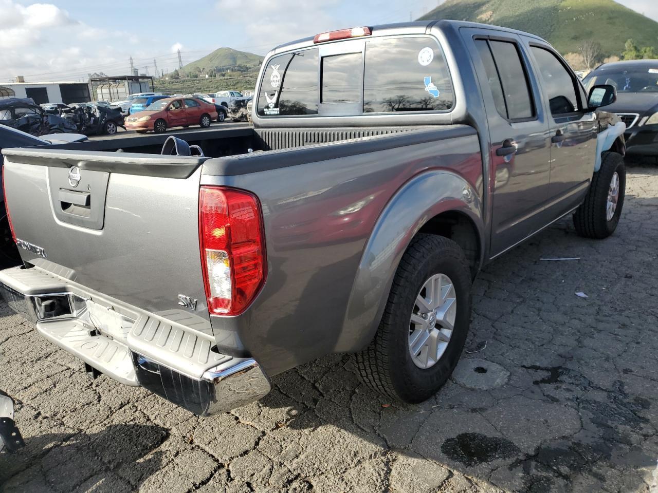 2017 NISSAN FRONTIER S - Фото 3