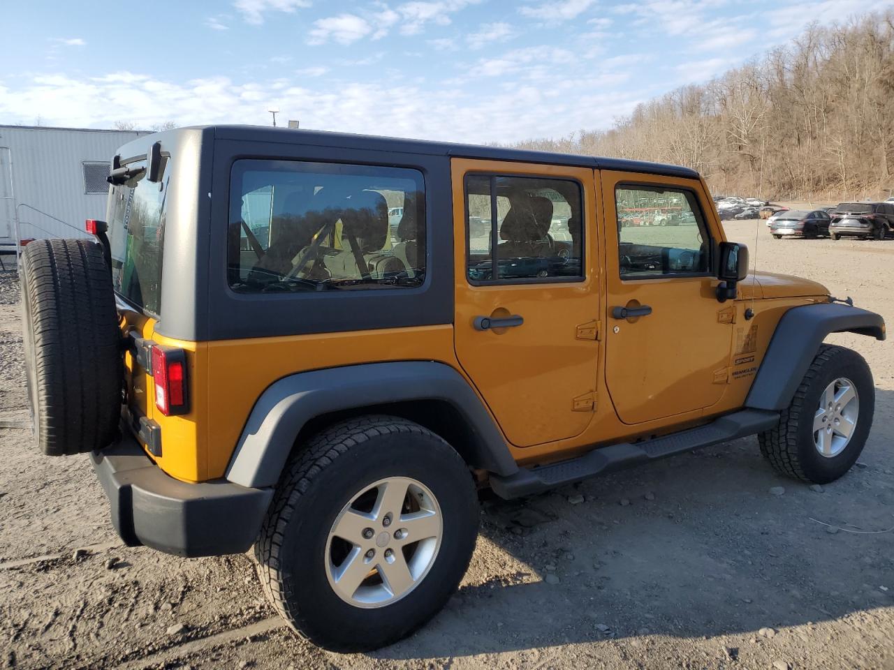 2014 JEEP WRANGLER U - Фото 3