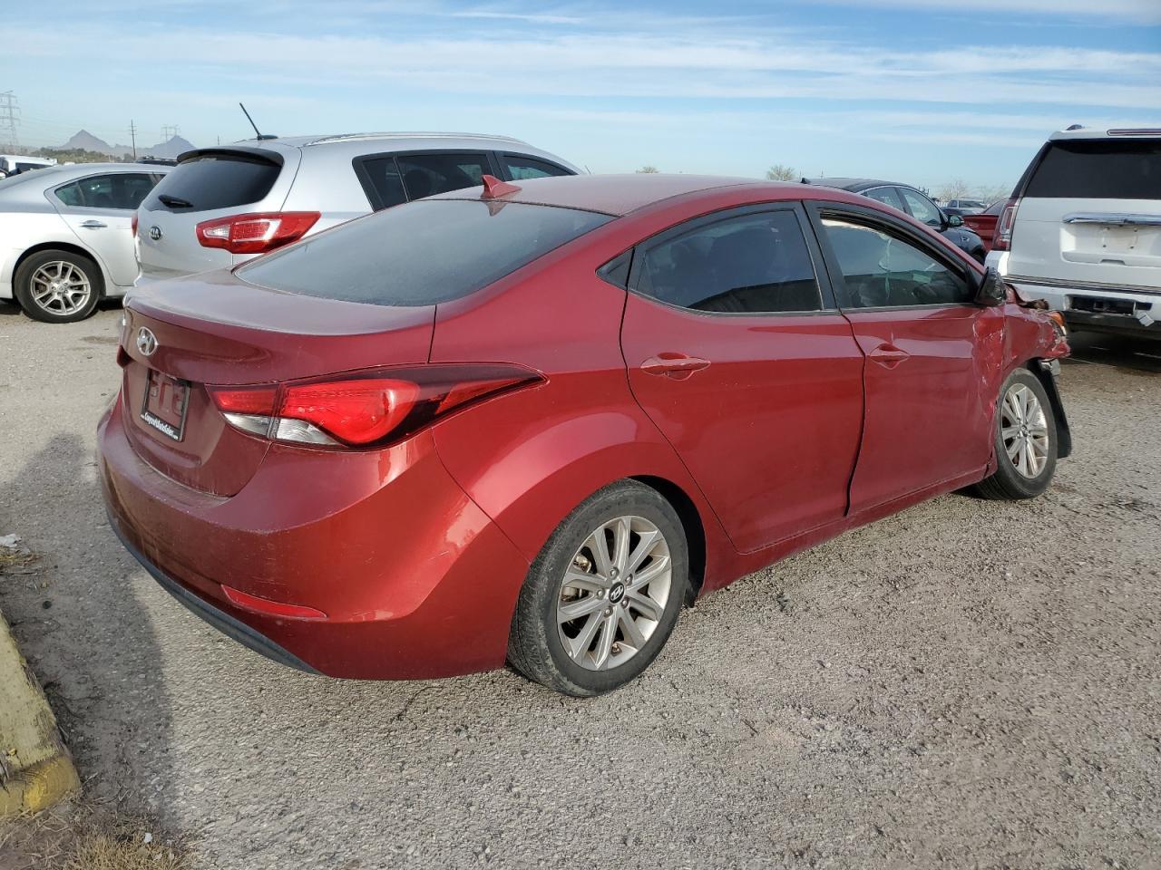 2015 HYUNDAI ELANTRA SE - Фото 3