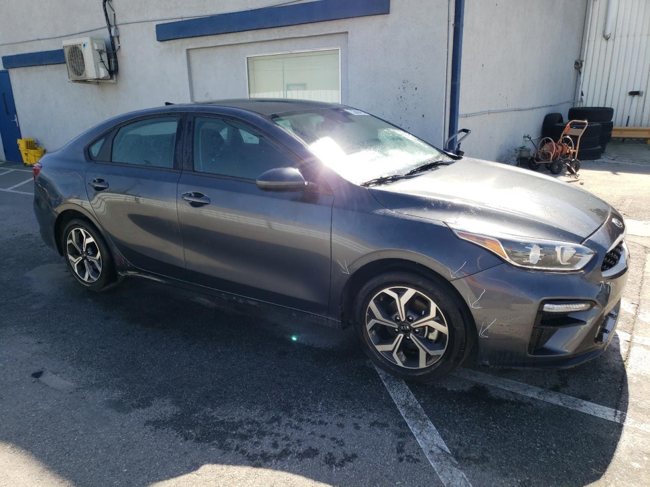 2021 KIA FORTE FE - Image 4
