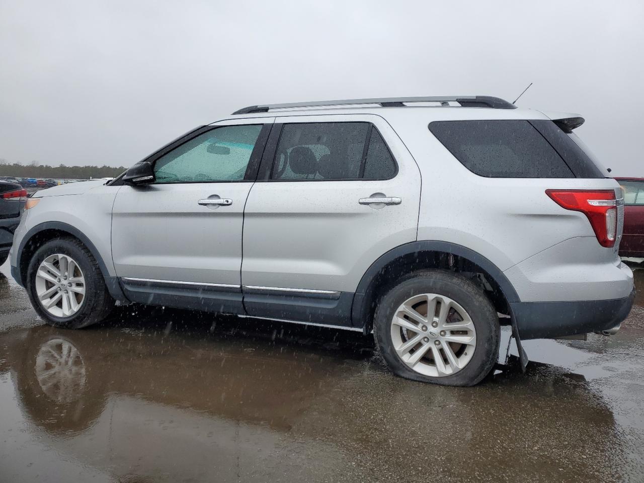 2013 FORD EXPLORER X - Image 2