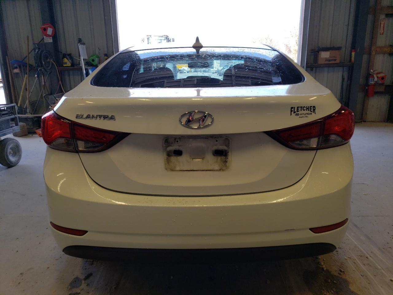 2015 HYUNDAI ELANTRA SE - Фото 6
