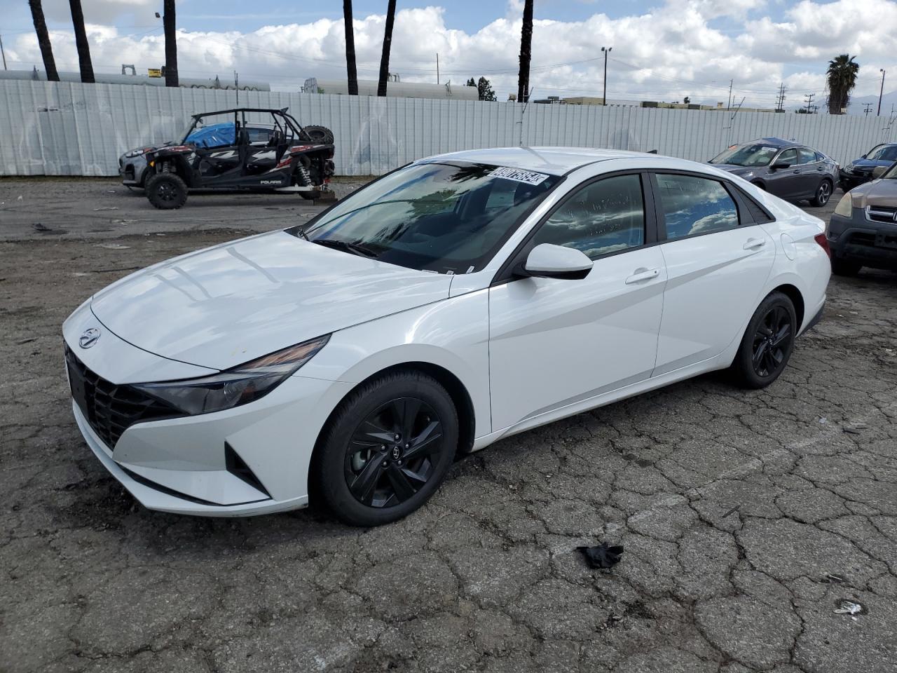 2022 HYUNDAI ELANTRA SE