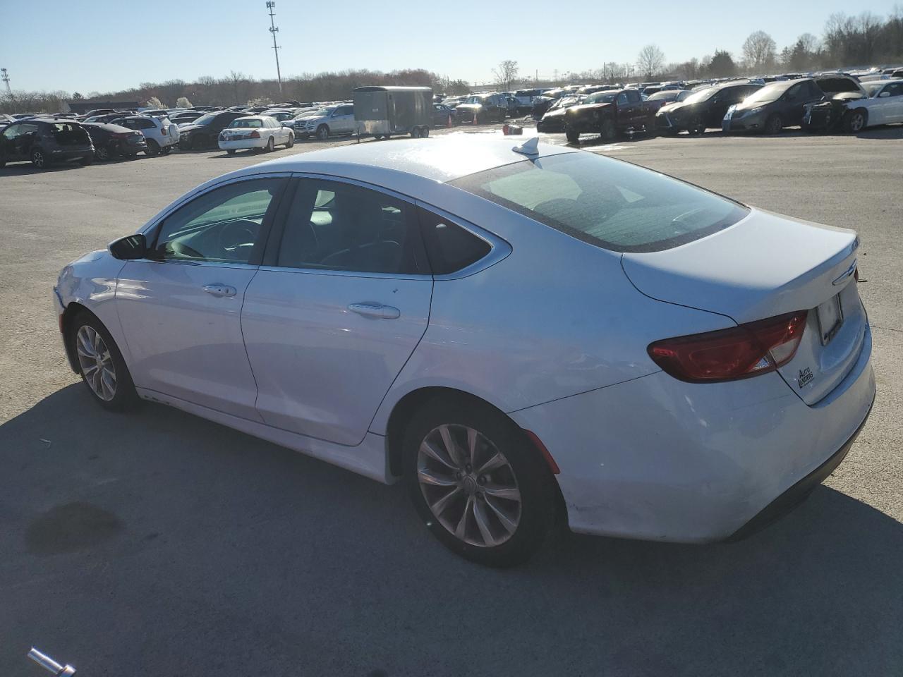 2015 CHRYSLER 200 C - Фото 2