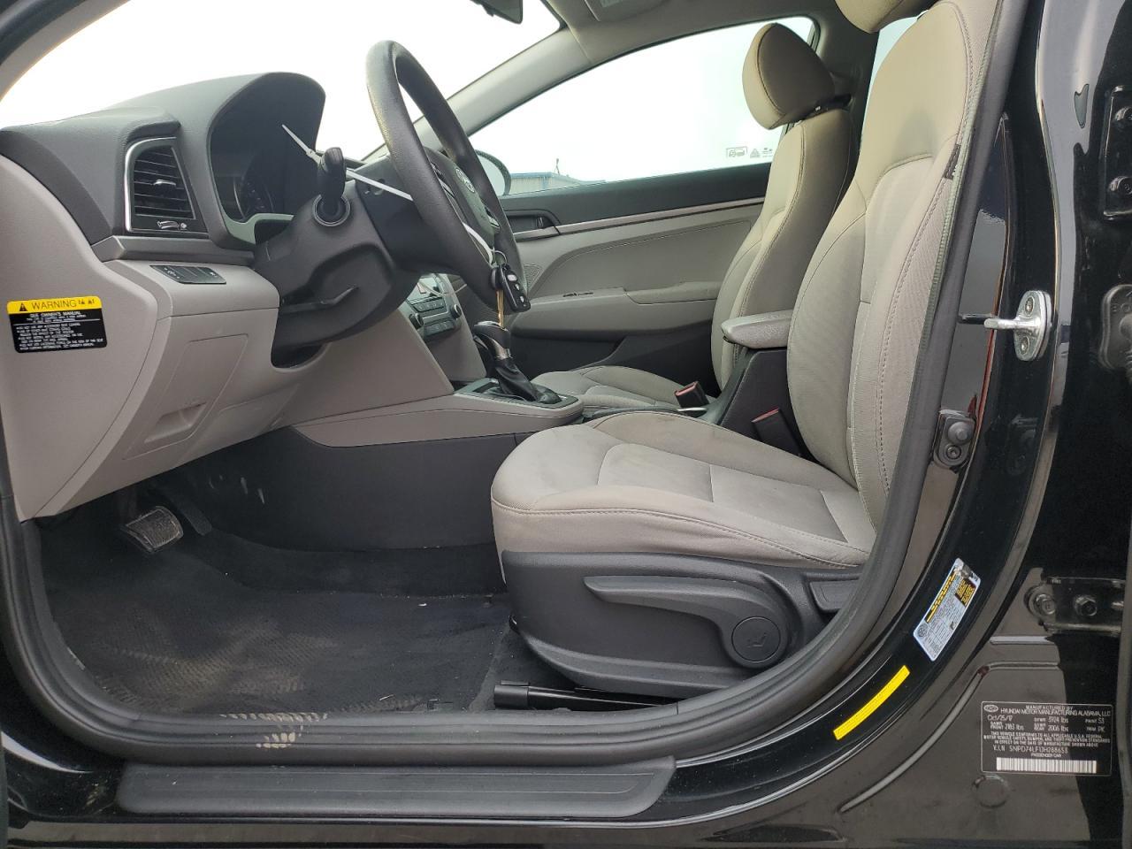 2018 HYUNDAI ELANTRA SE - Image 7
