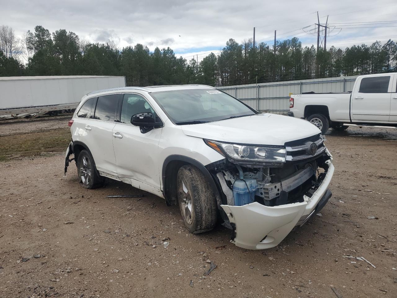 2019 TOYOTA HIGHLANDER - Image 4