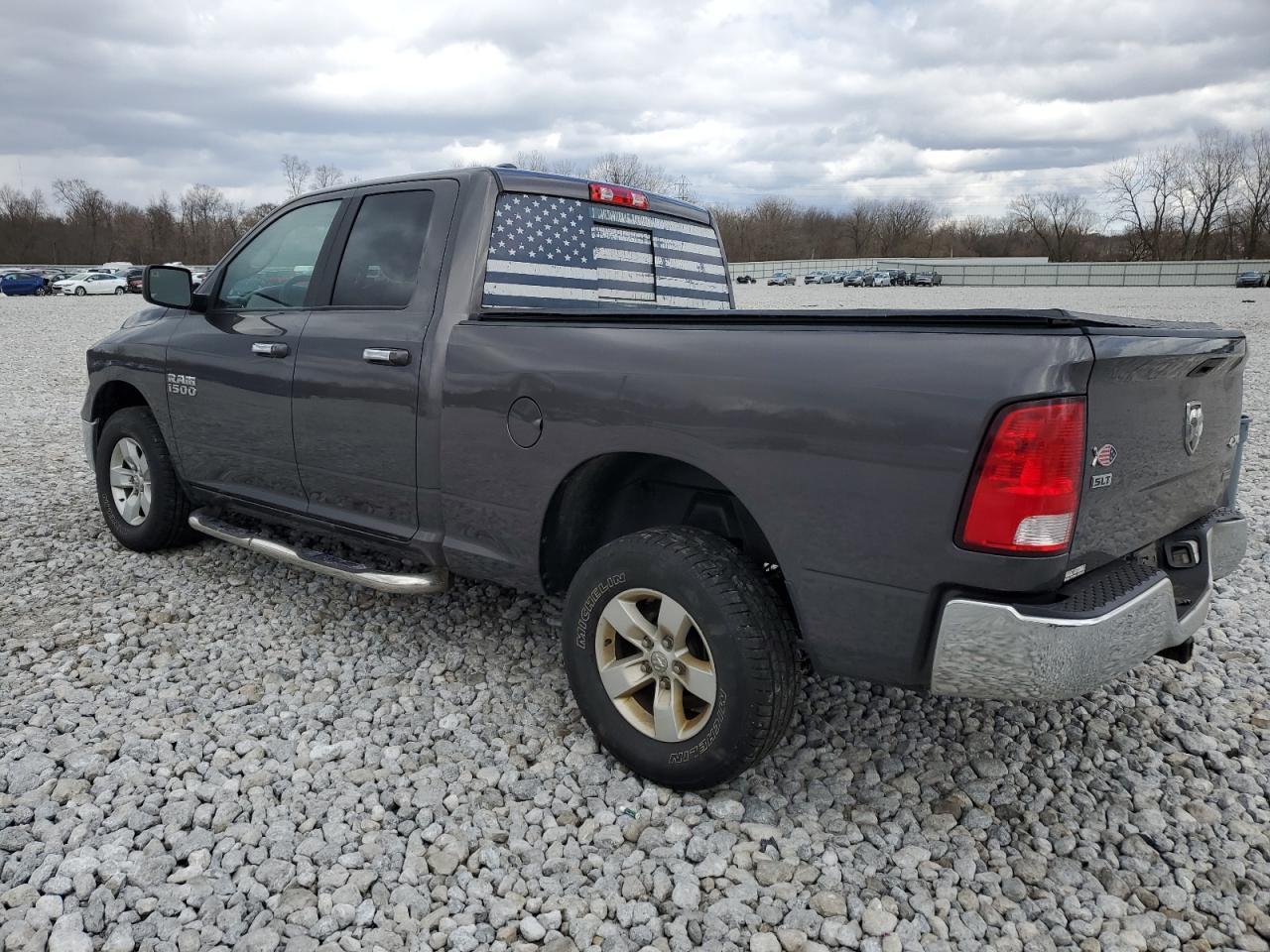 2017 RAM 1500 SLT - Фото 2