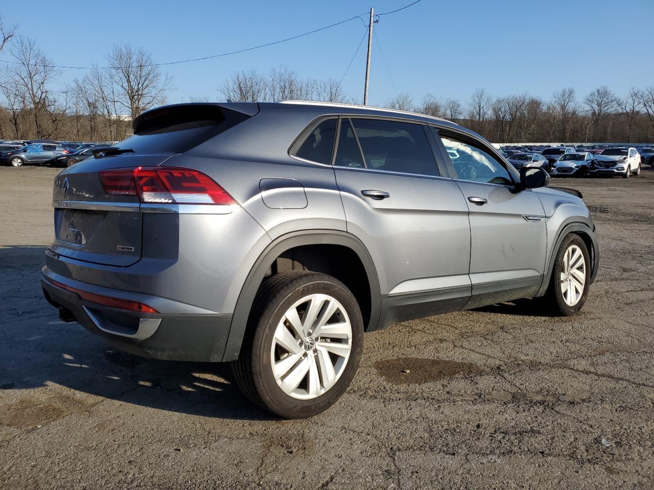 2022 VOLKSWAGEN ATLAS CROS - Фото 3