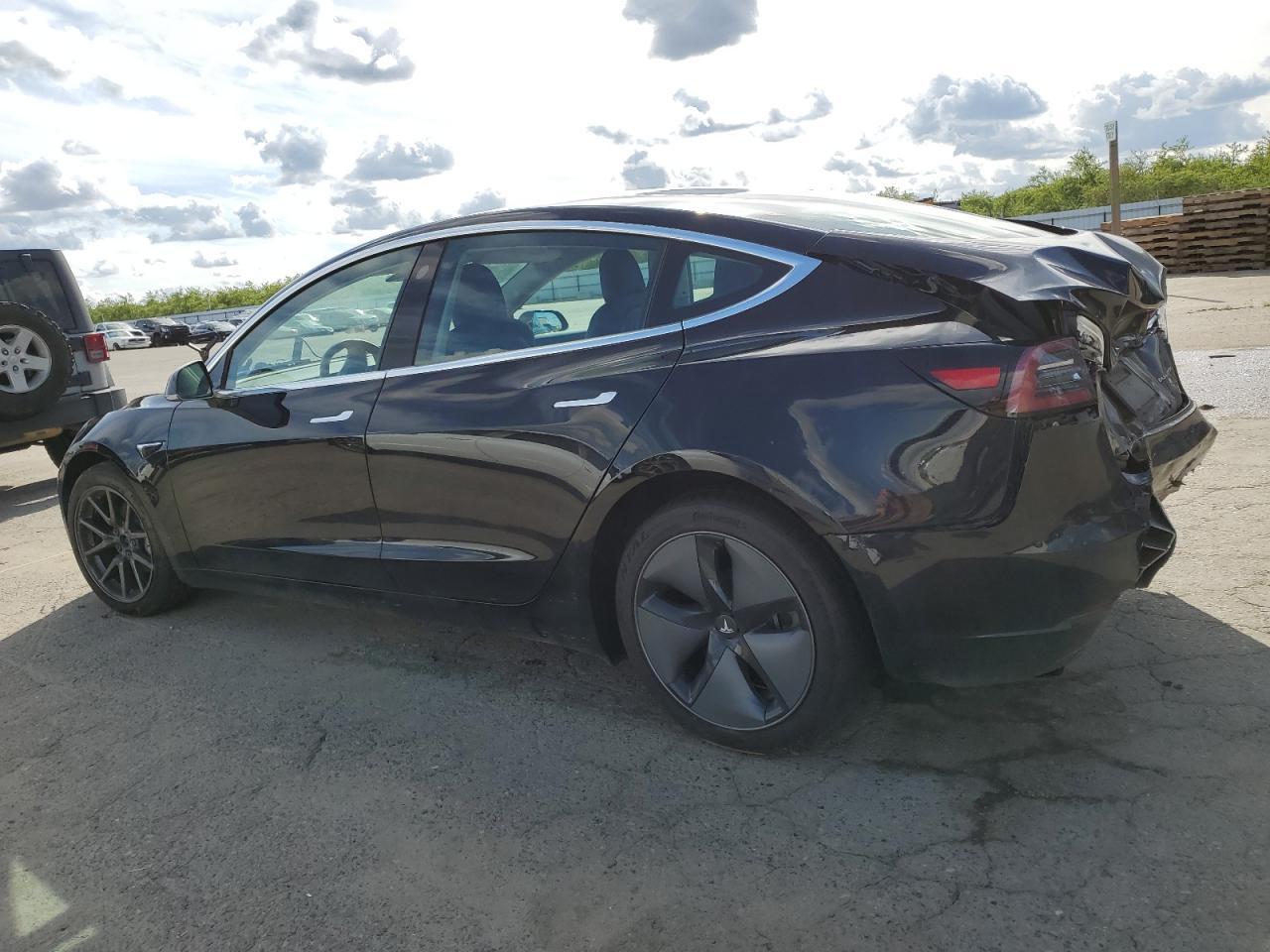2019 TESLA MODEL 3 - Image 2