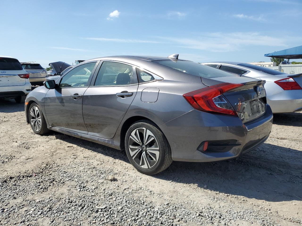 2018 HONDA CIVIC EX - Image 2