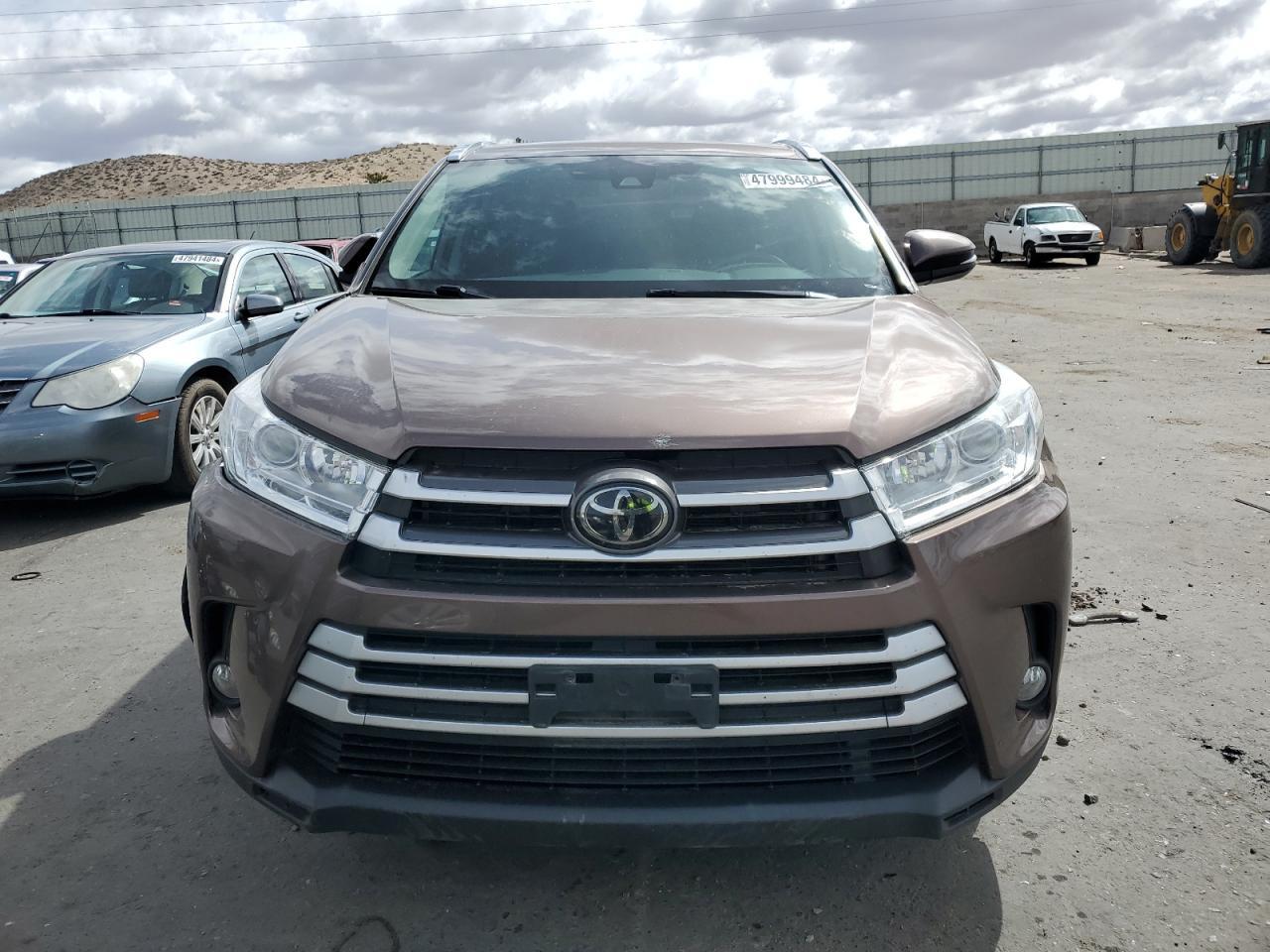 2018 TOYOTA HIGHLANDER - Фото 5