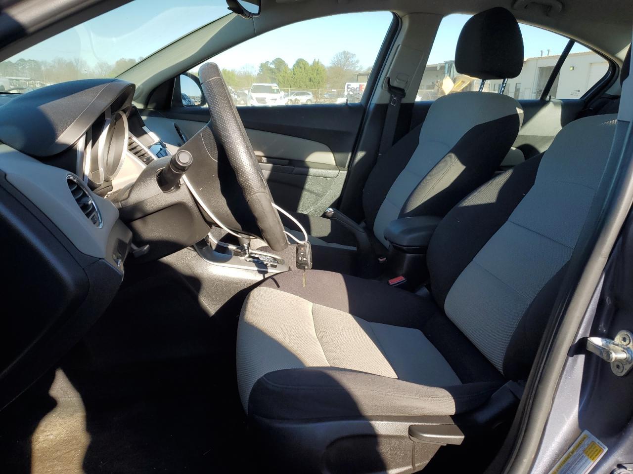 2014 CHEVROLET CRUZE LS - Image 7
