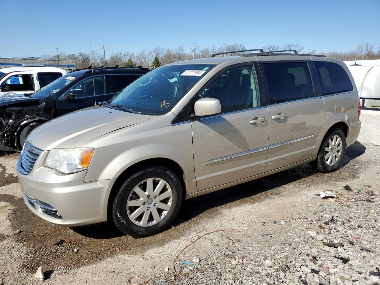 2014 CHRYSLER TOWN & COU
